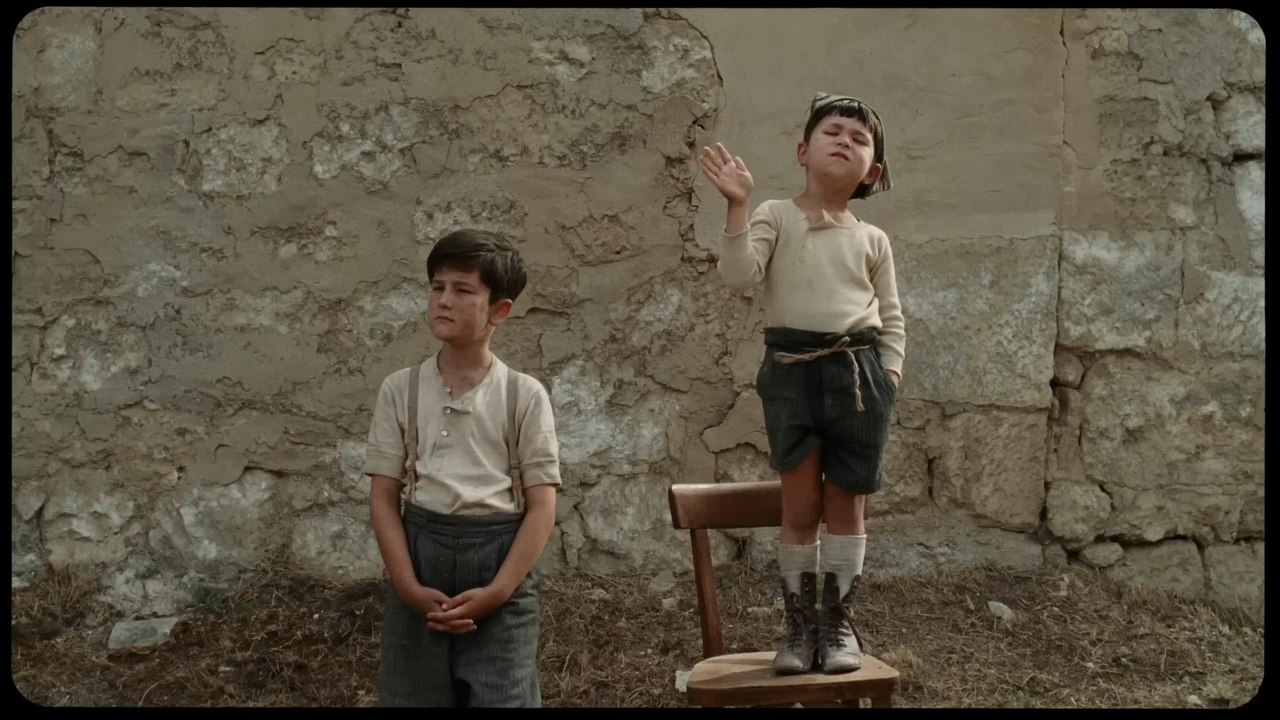 'La bola negra' - Primer tráiler