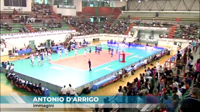 L'Italvolley dei campioni fa tappa in città