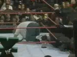 Mankind vs Undertaker - Hardcore Match
