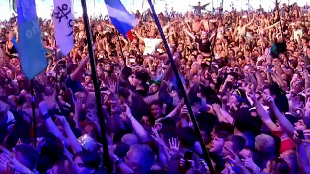 Mr. Brightside - The Killers (live)