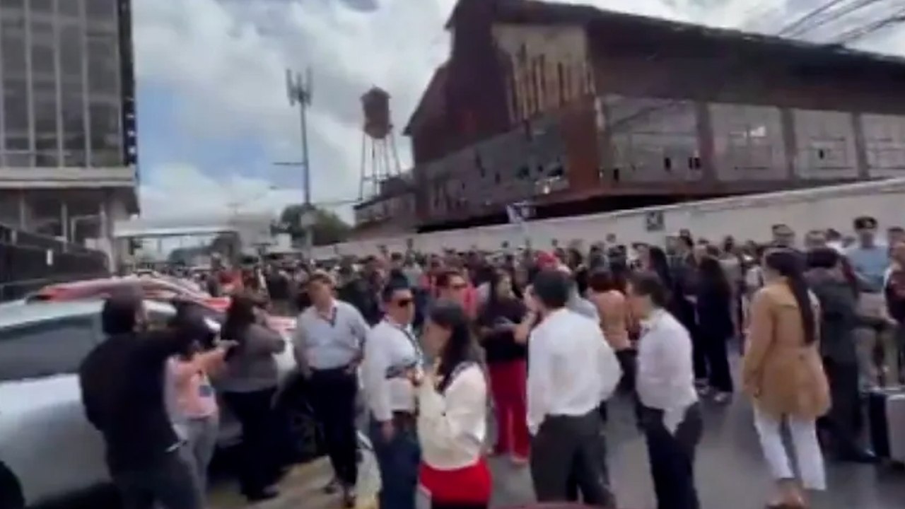 Alerta de tsunami tras un terremoto de 7,4 que ha sacudido Puerto Madero y la costa del estado de Chiapas (México)