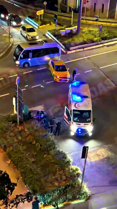 Karamürsel Plaj Yolu'nda 'iki tekerlekli' kaza! Genç sürücü metrelerce sürüklendi