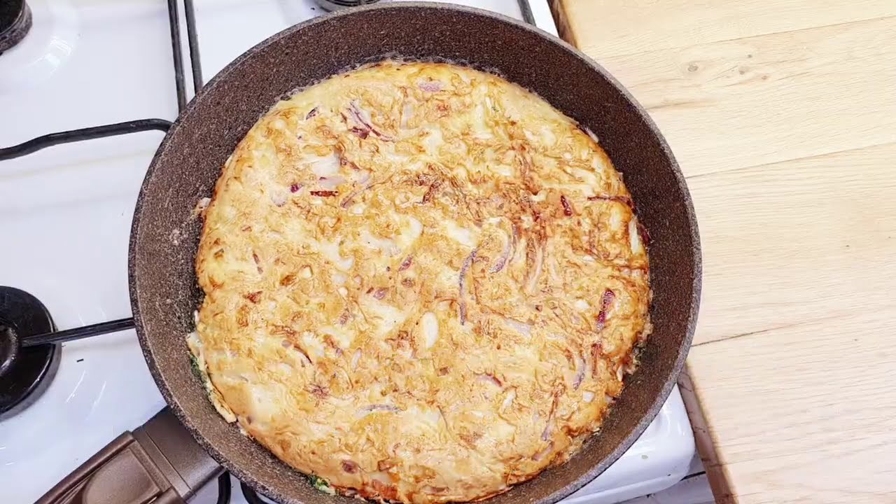 Schnelles Rezept für Kuchen in einer Pfanne! Gemüsekuchen mit 4 einfachen Zutaten