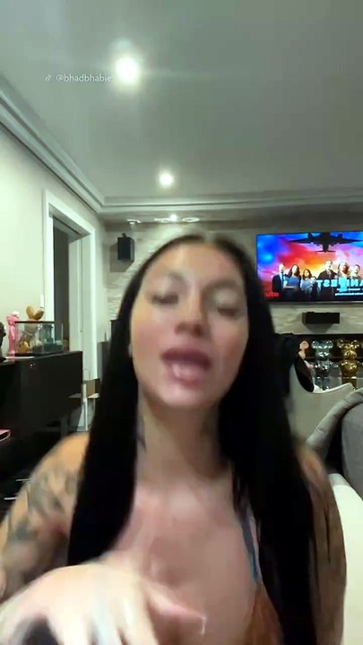 Bhad Bhabie Cries For Help 💔