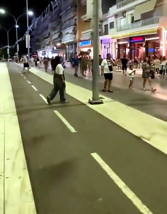 Burada kazan orada harca! Seküler beyaz Türkler Yunanistan'ı ihya etti