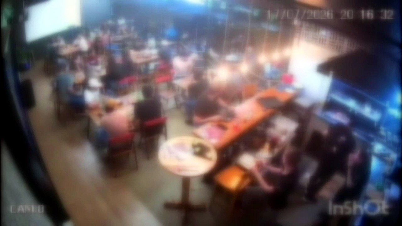 Ataque a tiros deixa três pessoas mortas e outras duas feridas em estabelecimento comercial