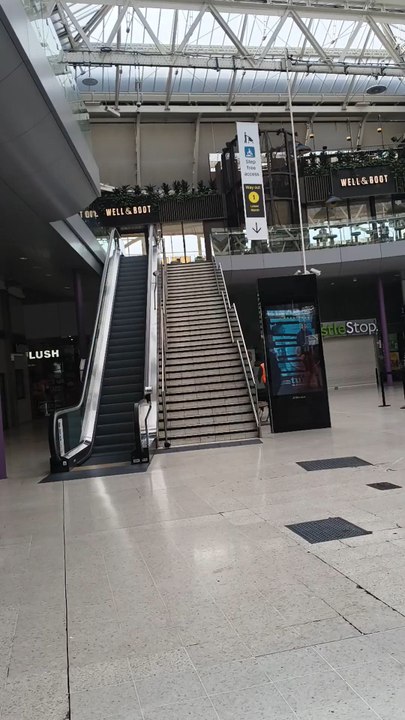 London Underground - Waterloo [4] (May 2026)