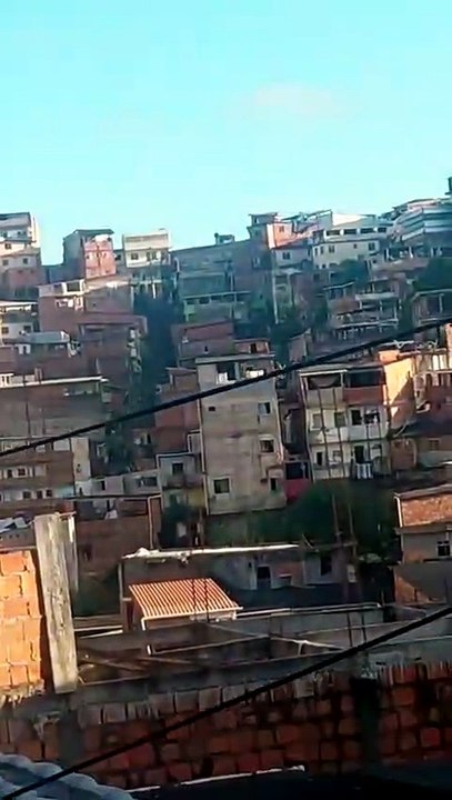 Confronto termina com três suspeitos mortos em bairro de Salvador; assista