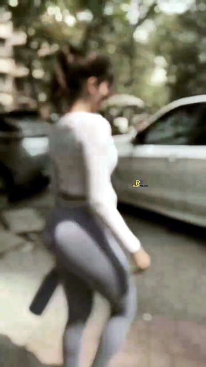 Hot Bollywood
