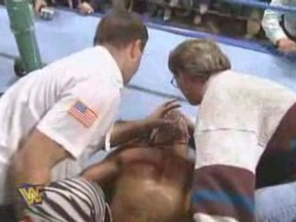 WWE The Best of RAW 15th Anniversaire disque 1 partie 5