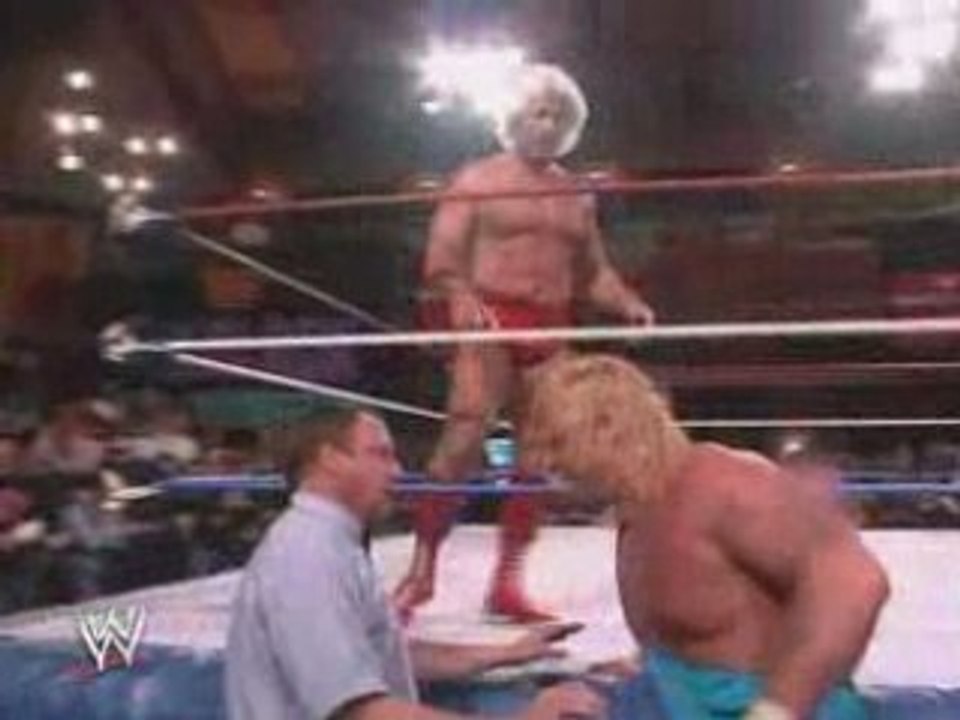 WWE The Best of RAW 15th Anniversaire disque 1 partie 1