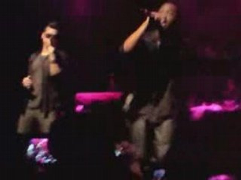 Lupe Fiasco - Superstar (en entier) live @ La Cigale