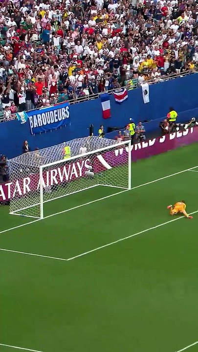 Goal No. 10 for Kylian Mbappé at this #FIFAWorldCup. 🔟🇫🇷 #FIFAWorldCupOnYT France v England | FIFA World Cup 2026™ | July 18 2026 | Post-game