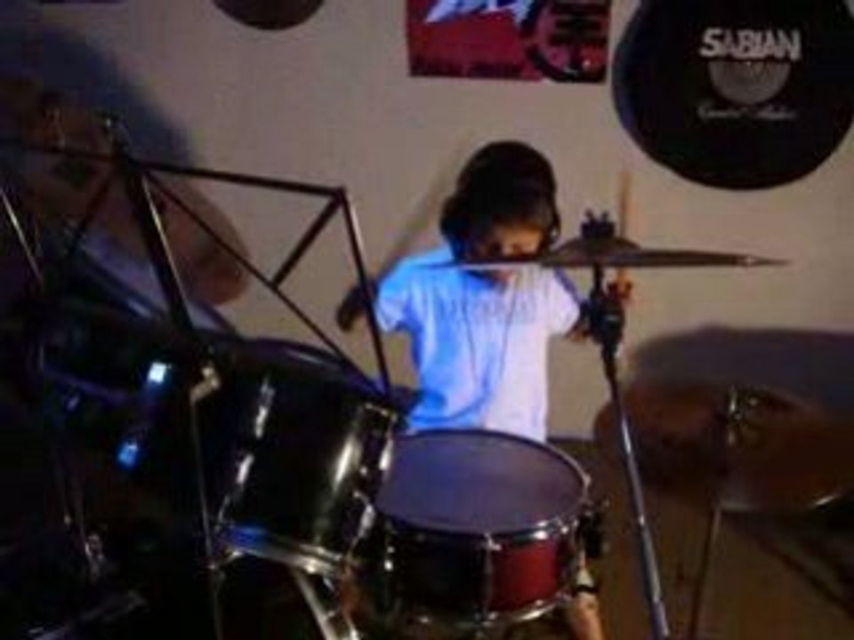VICTOR A LA BATTERIE