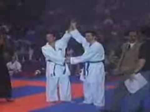 Jean-Claude Van Damme PROMO KARATE