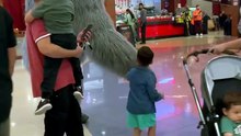 Fun time with Family in Mall #MagicShow #Magic #Illusion #LiveEntertainment #FamilyShow #StageMagic #Magician #MagicPerformance #Entertainment #KidsShow #MindBlowing
