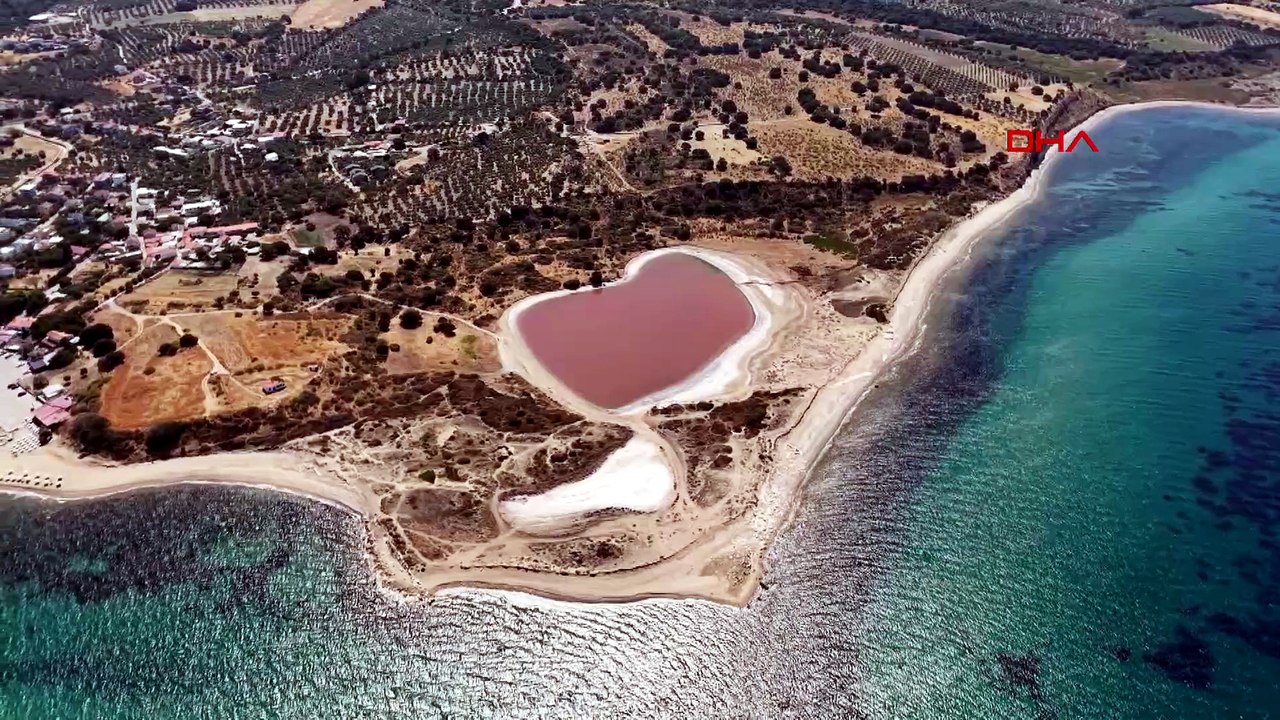 Dünyada az sayıda var! Çanakkale'de kalpli göl pembeye büründü