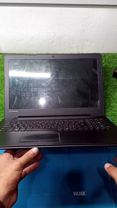 lenovo idepad 300 no power #laptop #nodisplay #dailyshorts #dmshorts #viral #alternative