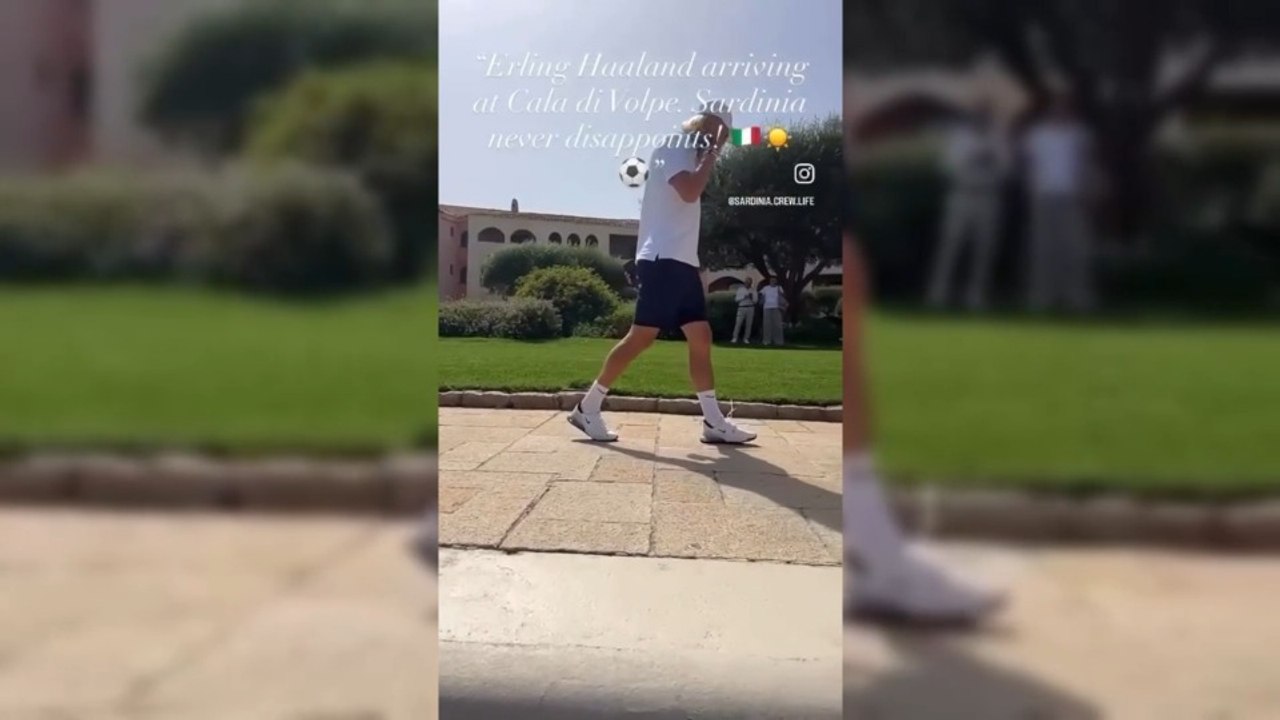 Dai gol ai mondiali americani alla Sardegna, il gigante norvegese Haaland sbarca in Costa Smeralda