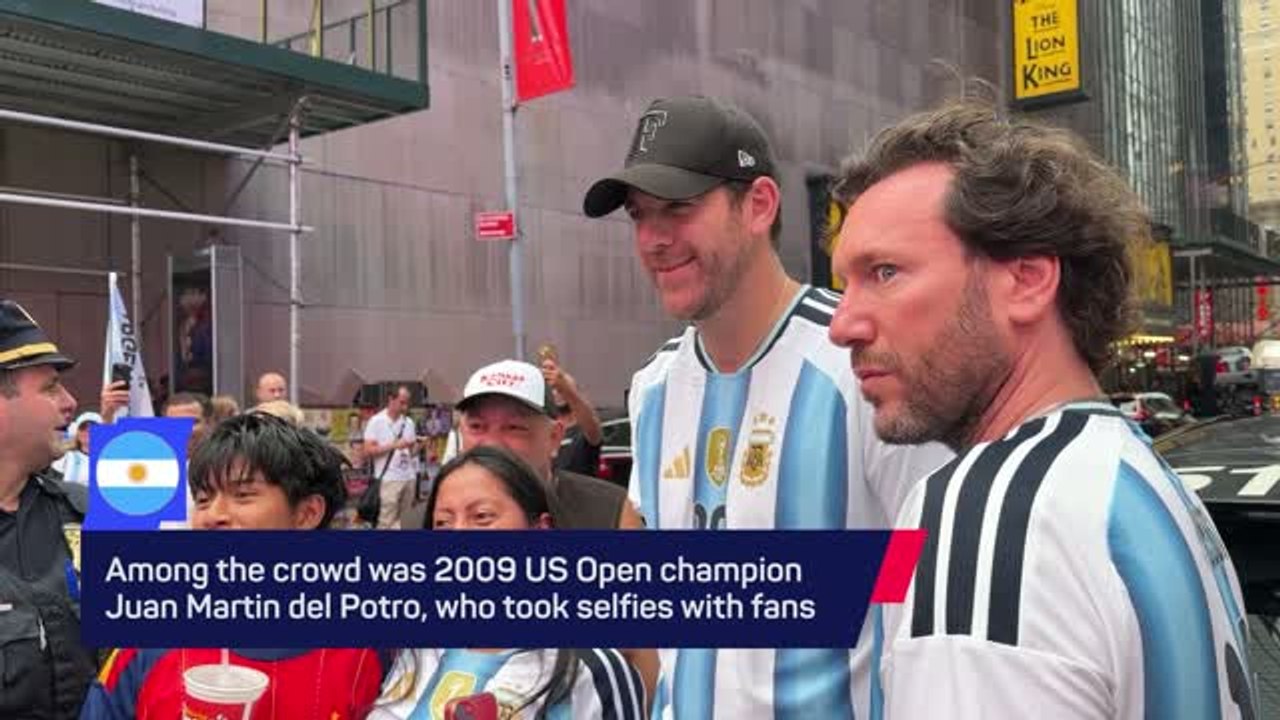 Del Potro joins Argentina fan takeover of Times Square