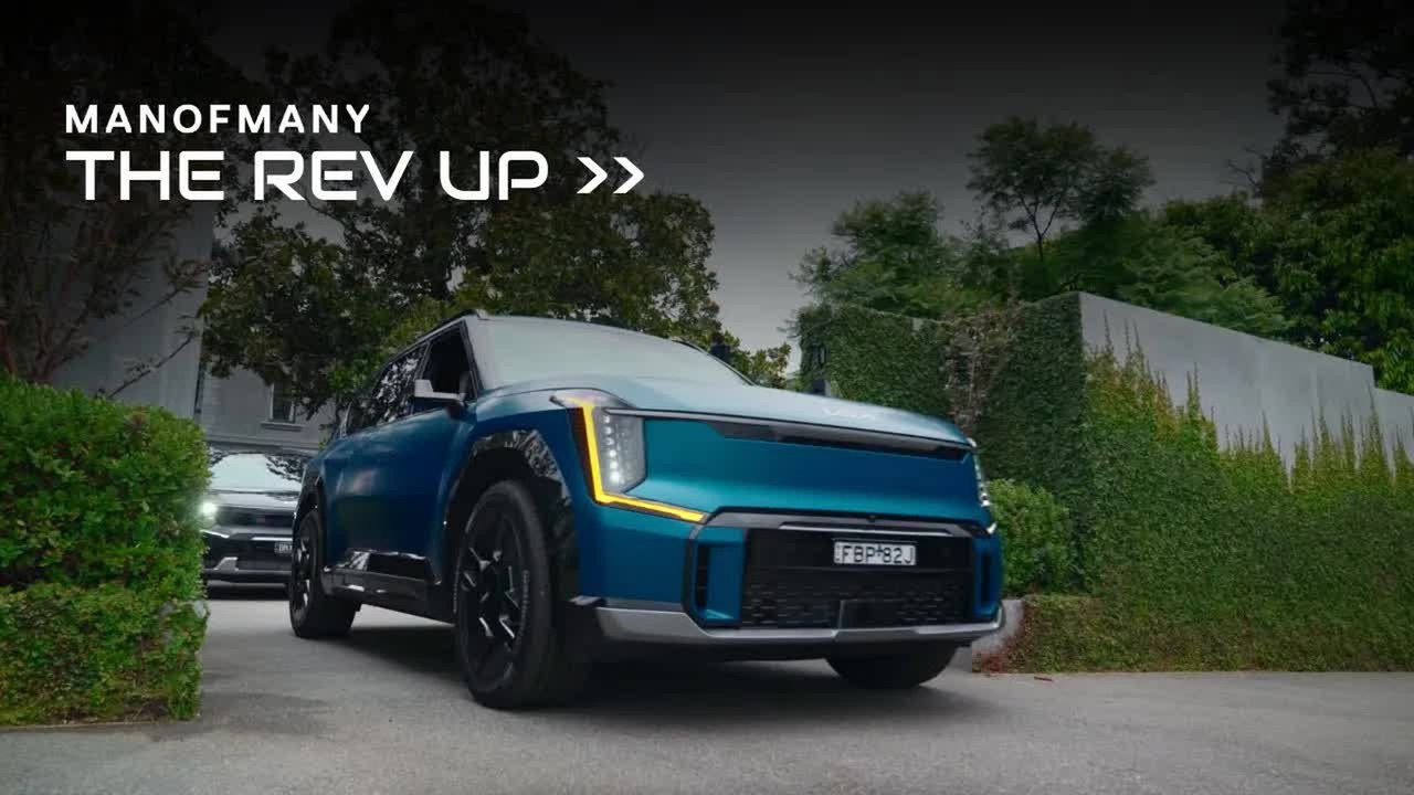 Cruising through Melbourne in the Kia EV9