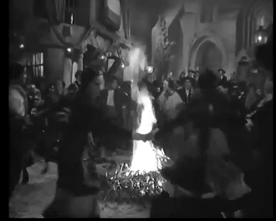 La aldea maldita (1942) - Florián Rey