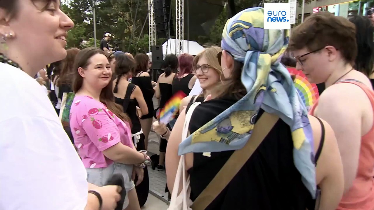 Σλοβακία: Χιλιάδες στην πορεία Pride της Μπρατι...