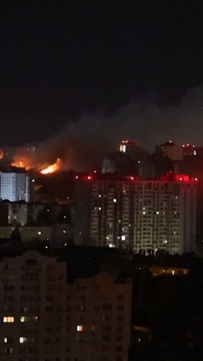 Russia unleashes missile barrage on Kyiv