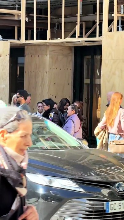 #lisa  #blackpink  #paris