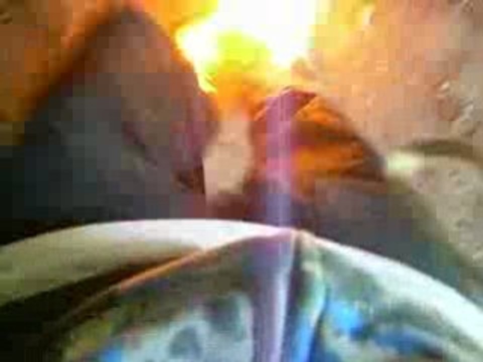 flaming converse-chaussures en feu