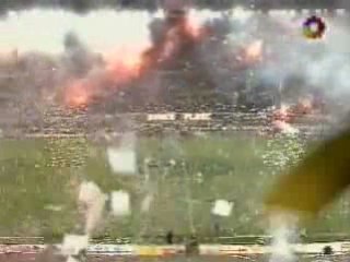 River en 96, INCREIBLE, MONUMENTAL ! UNA HINCHADA FABULOSA