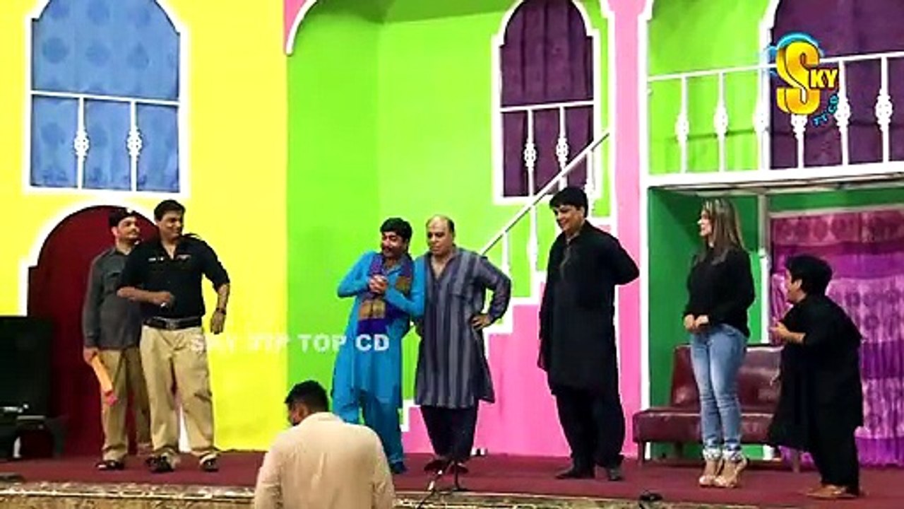 Sajan Abbas and Vicky Kodu with Shapara _ Stage Drama Chor Machaye Shor _ Comedy Clip 2020 [Full Movie]