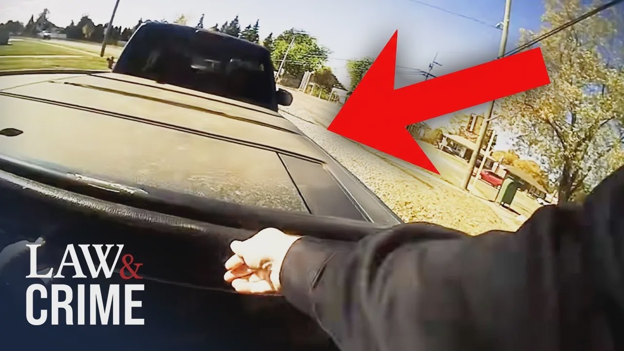Policía descubre algo aterrador en la parte trasera de una camioneta