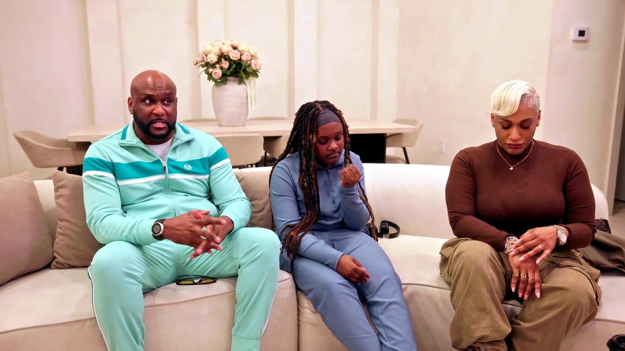 Heart and Hustle Houston S02E08 Four Sides to a Story