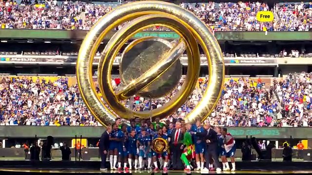 Donald Trump se quiso quedar en la foto del ganador del Mundial de Clubes, Chelsea