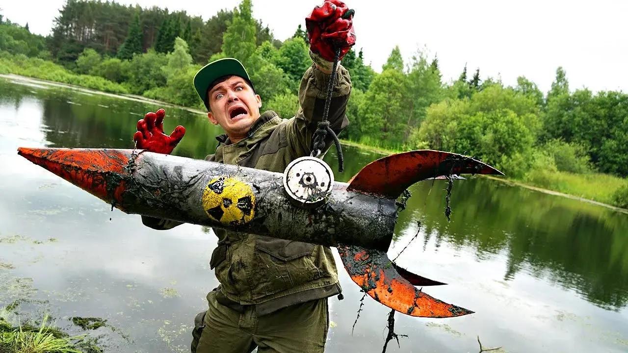 Les découvertes les plus DANGEREUSES lors d’une pêche à l’aimant !