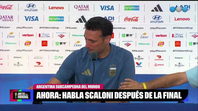 Scaloni se quebró en la conferencia y puso en duda su continuidad