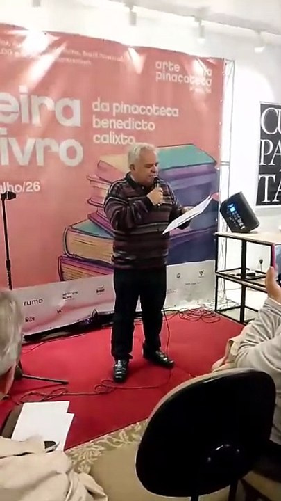 CCF DECLAMANDO O POETA VIVO