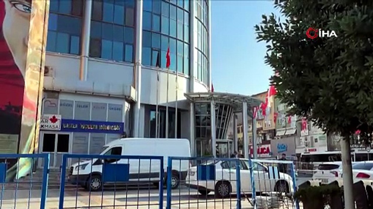 İzmit Belediyesi’ne operasyon