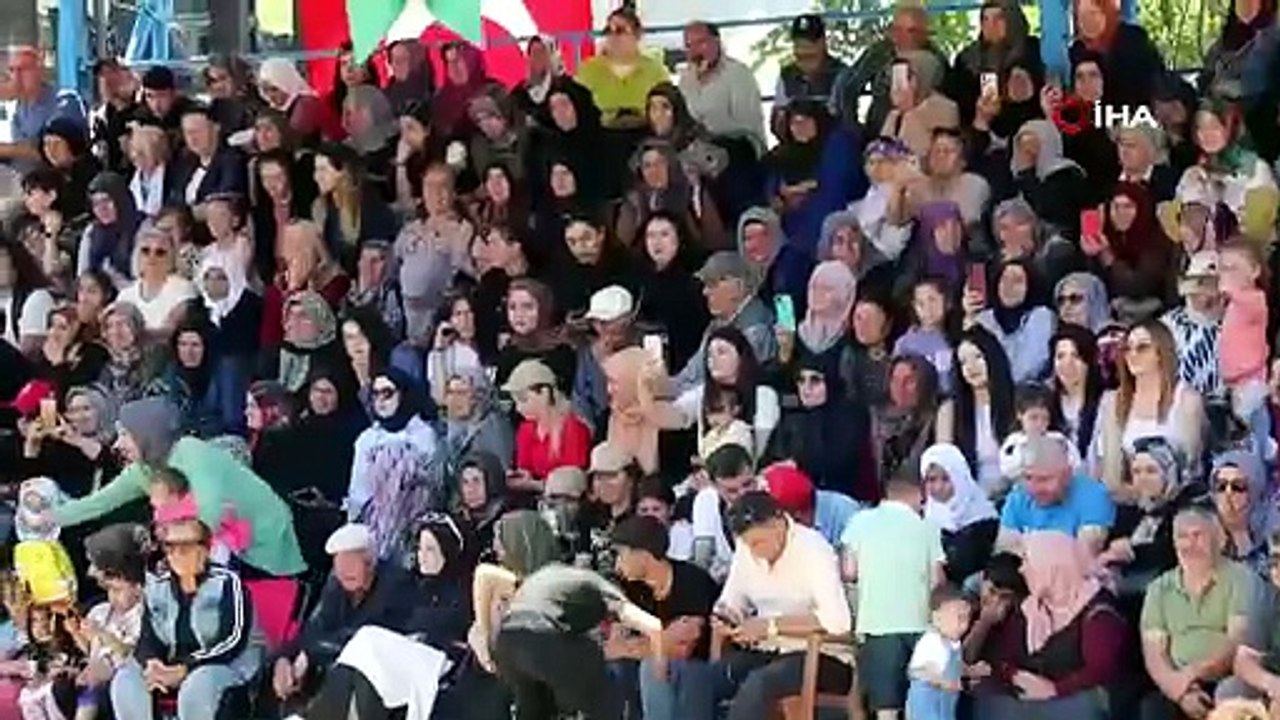 Şenkaya’da Bal Festivali’nde rekor katılım: 20 bin kişi Şirankes’te buluştu