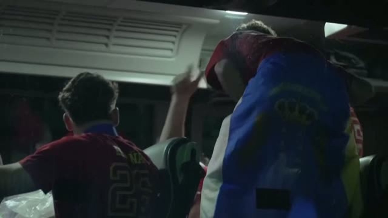 Espagne - Grosse ambiance dans le bus au départ du stade de New York