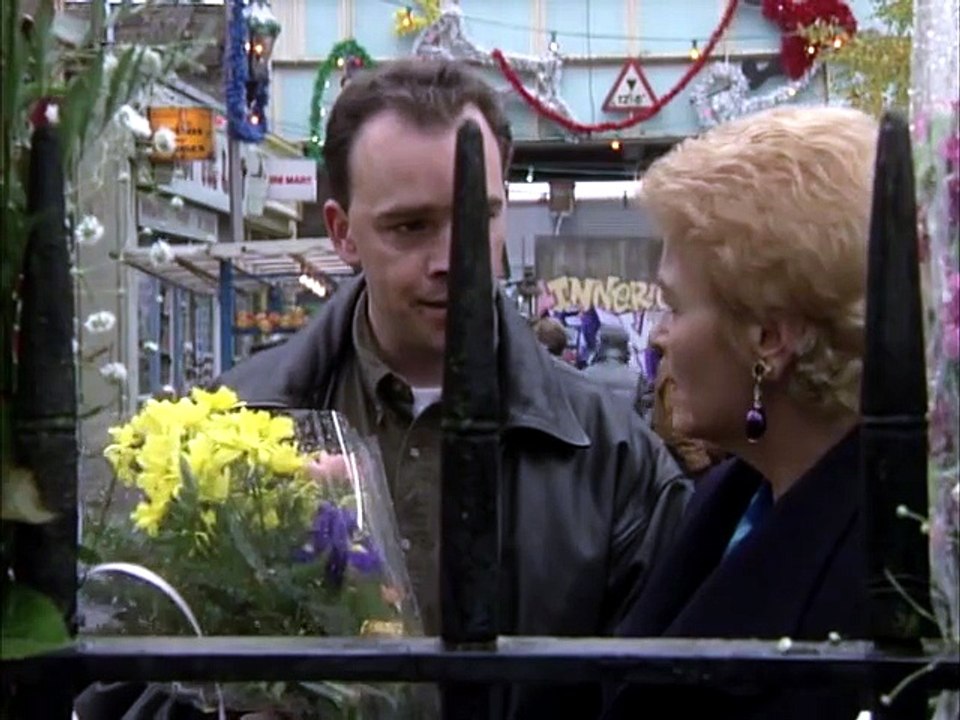 Classic Eastenders (5th Janaury 1999)