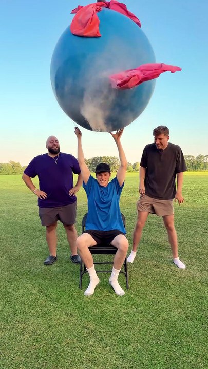 Don't Pop the Balloon #mrbeast #viral #trend #dailymotion