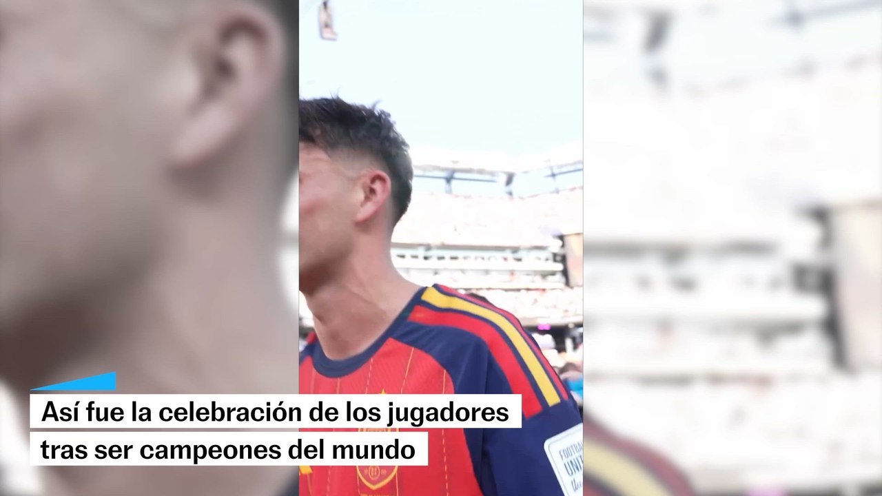 Los jugadores celebran el segundo Mundial de España