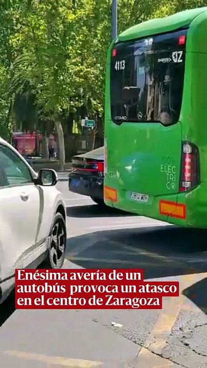 La enésima avería de un autobús urbano en Zaragoza provoca un atasco en el centro de la ciudad