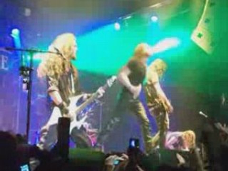 Dragonforce live à la Loco