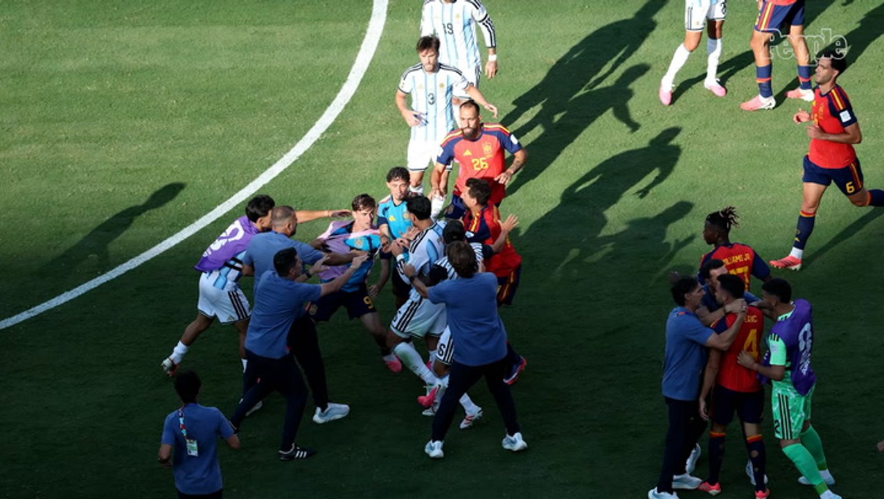 World Cup Final Ends in Brawl as Punches Are Thrown and Argentina Player Grabs Spanish Opponent by the Throat
