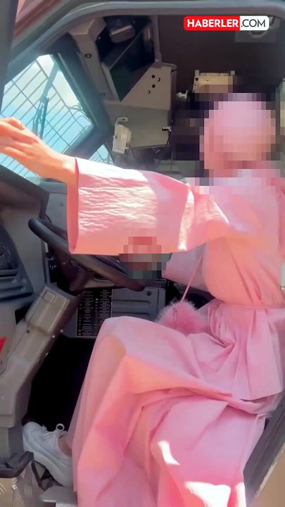 Tartışma yaratan görüntü: İzleyenler ikiye bölündü