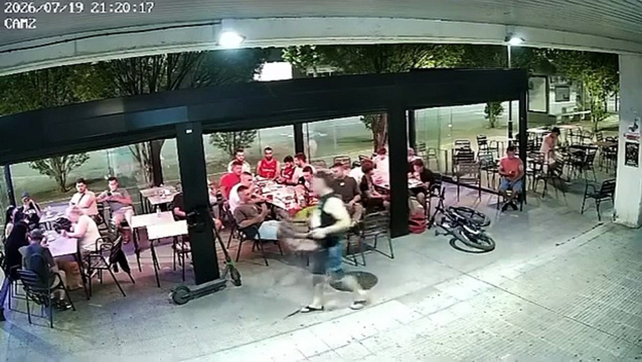 Abertzales agreden a aficionados españoles que veían la final del Mundial en Navarra