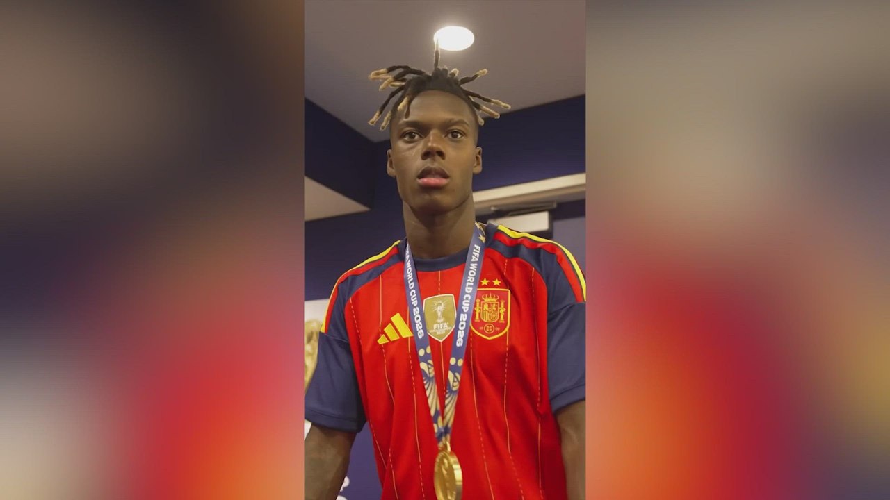 ASÍ CELEBRARON AYER LOS JUGADORES DE LA SELECCIÓN ESPAÑOLA DE FÚTBOL